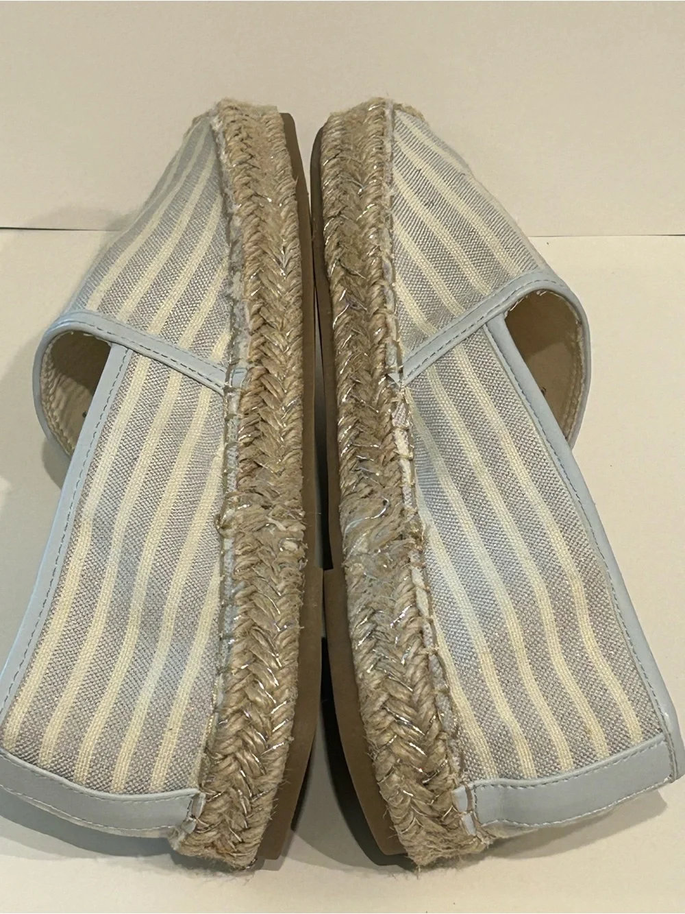 Bandolino Women's Blue Striped Canvas Espadrille Shoes Jute Trimmed Sole